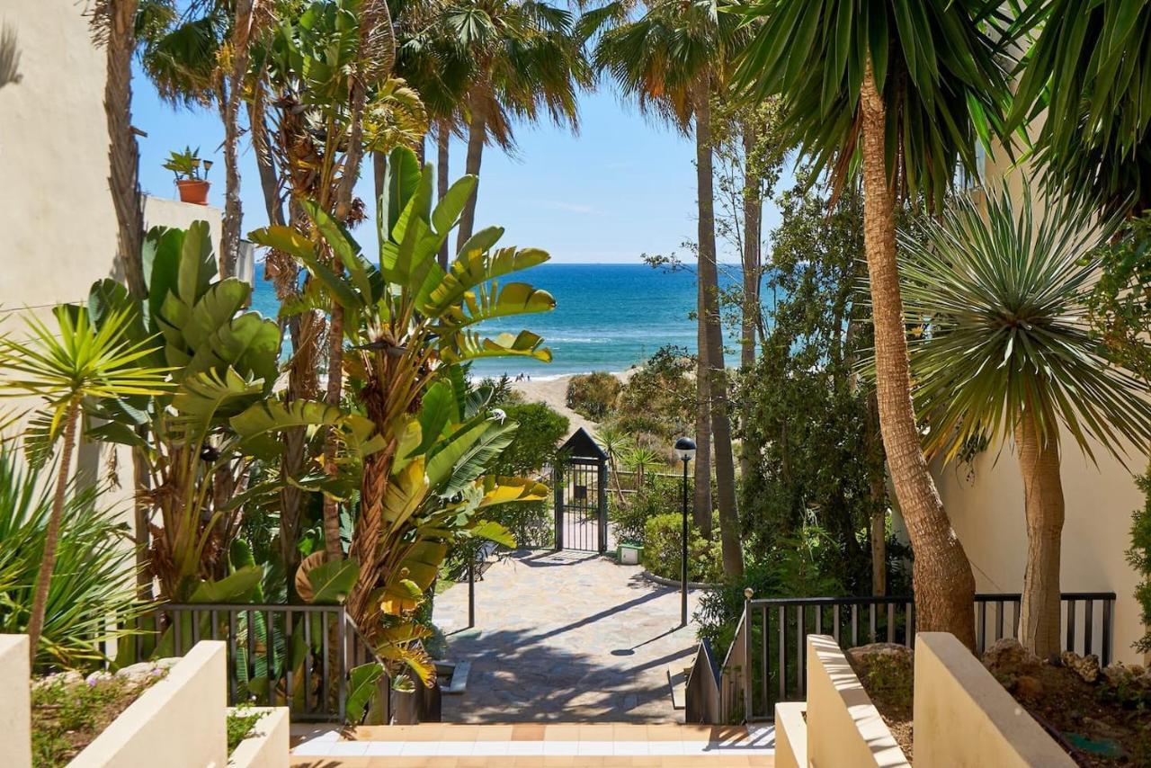 Oleholidays 226 Romana Playa Primera Linea De Mar Marbella Ngoại thất bức ảnh